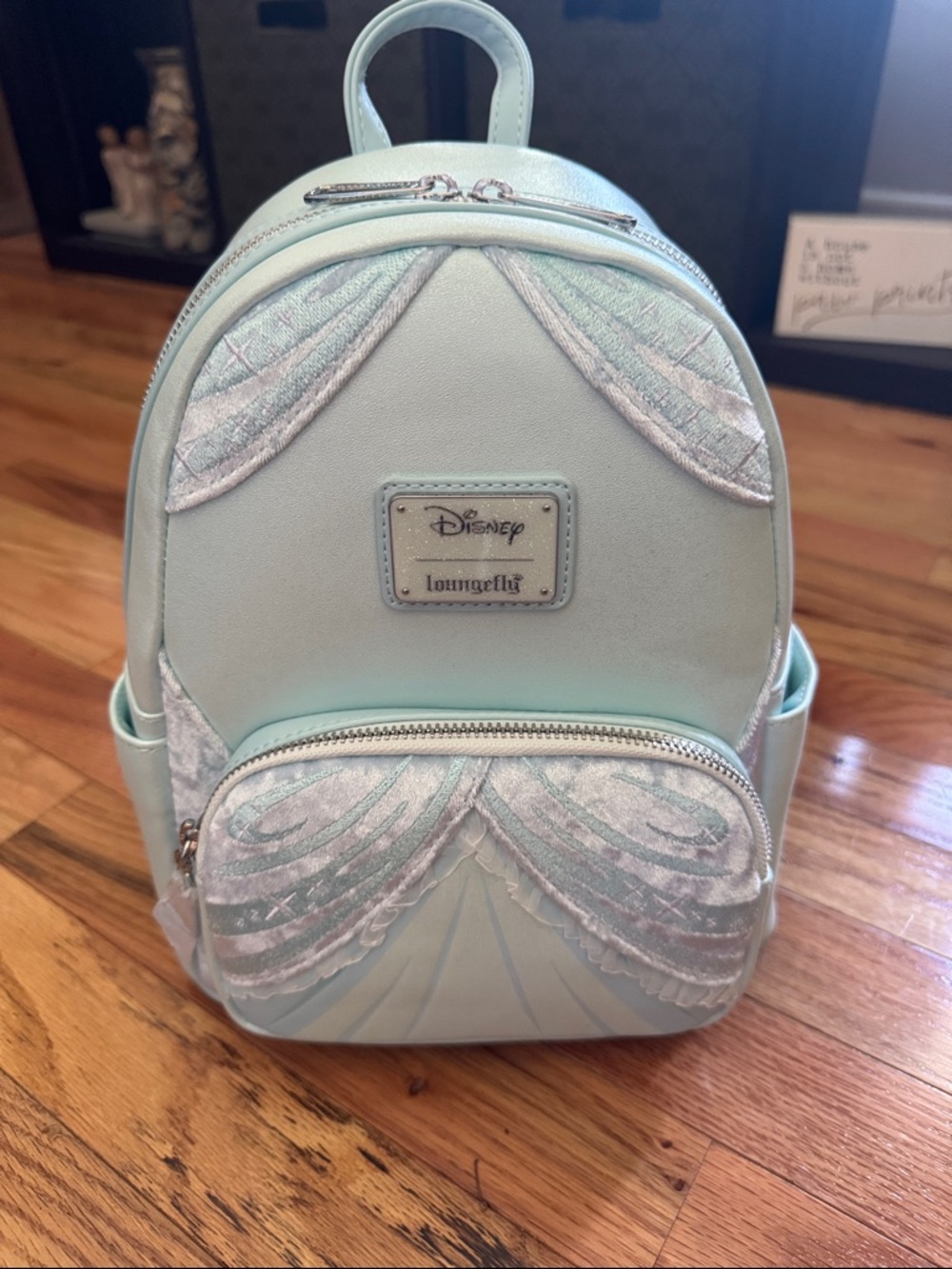 NWT Loungefly Cinderella Gown Cosplay Mini Backpack - Picture 9 of 16